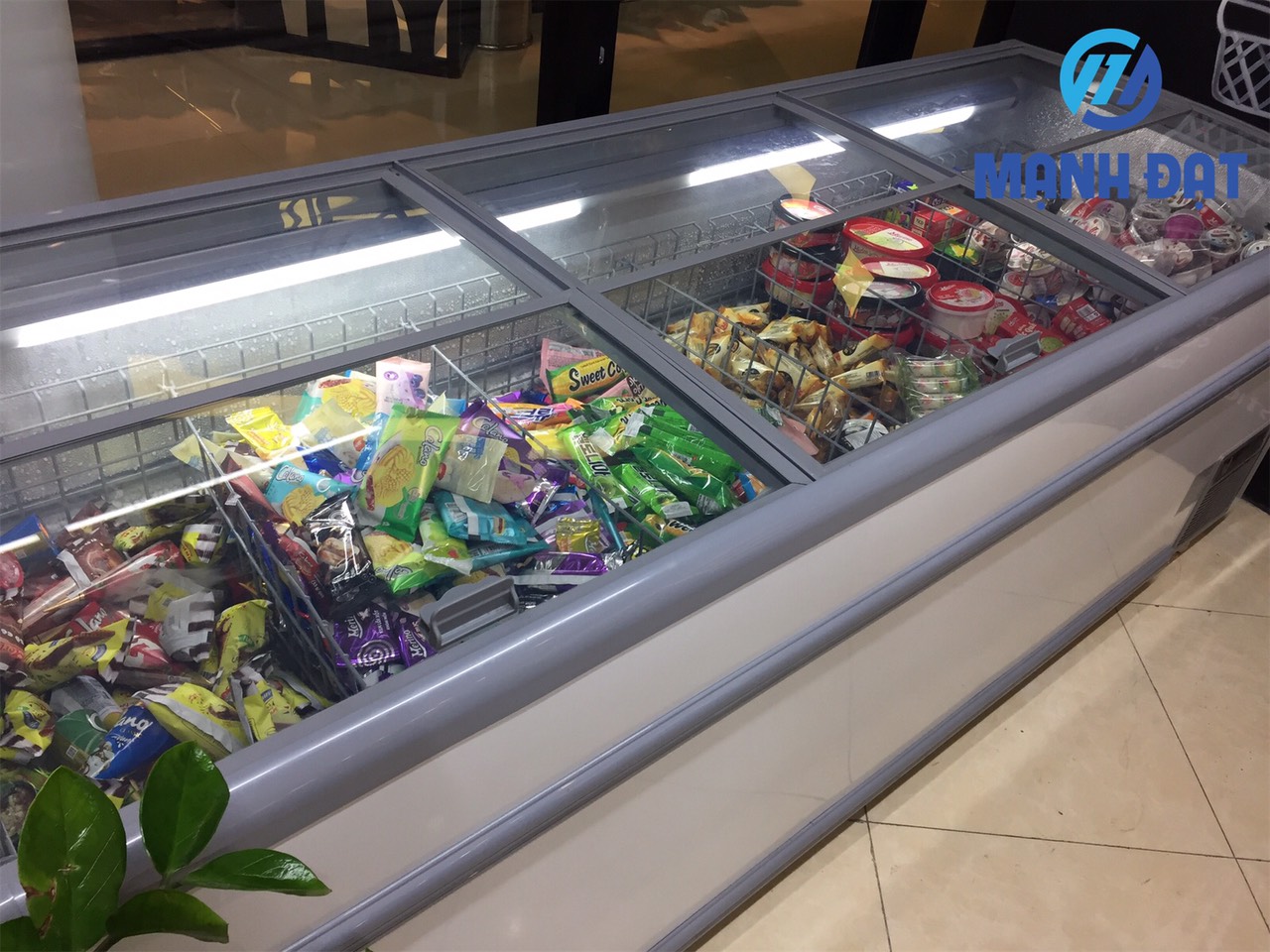 Tủ đông lạnh siêu thị KC-F185-A